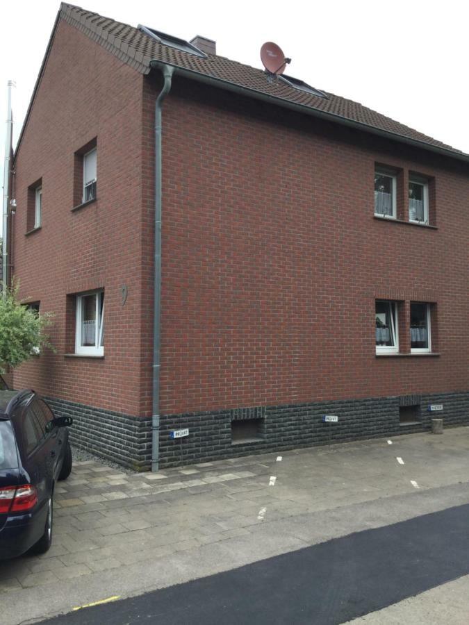 Domi'S Gaestehaus Μπεργκχάιμ Εξωτερικό φωτογραφία